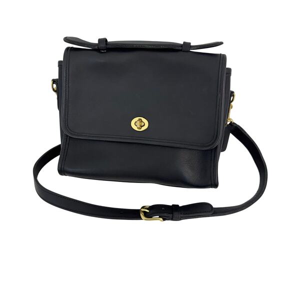 Coach Vintage Court Crossbody Leather Shoulder Bag with Turnlock 